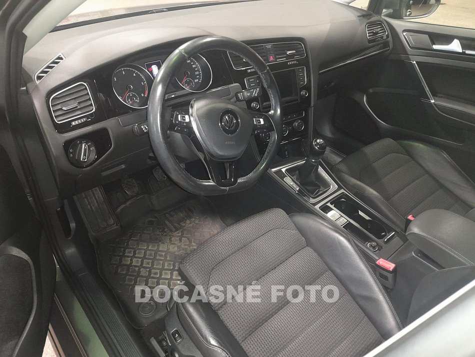 Volkswagen Golf 2.0TDi 