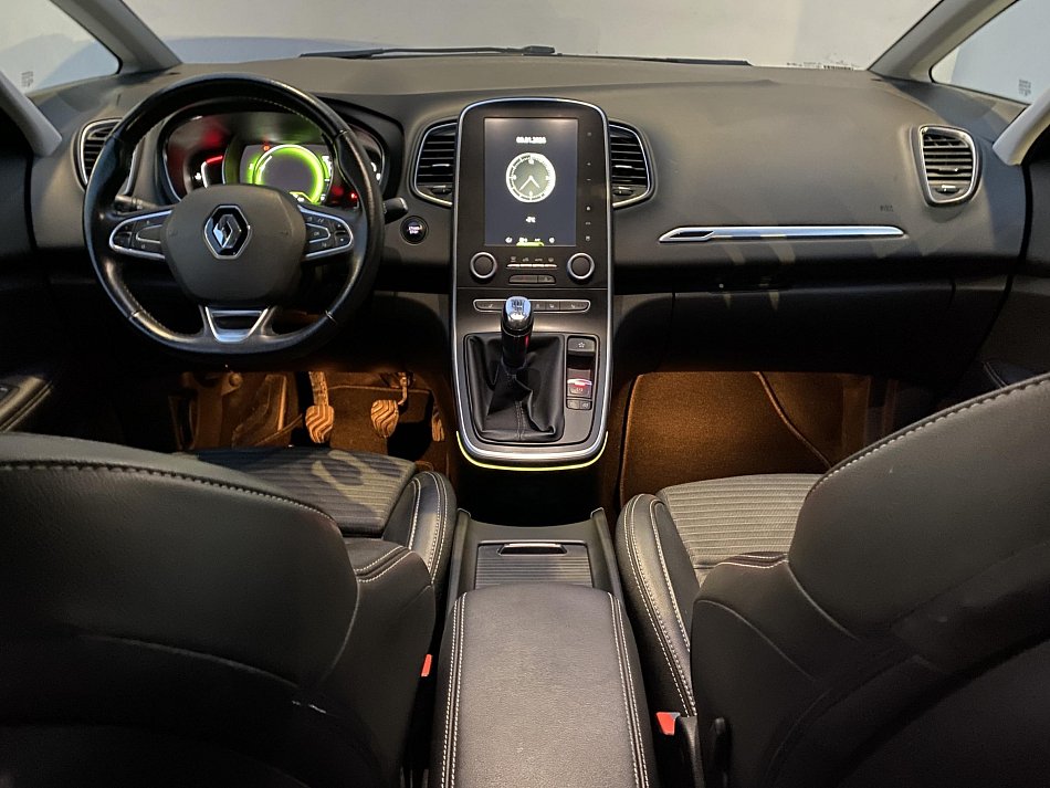 Renault Scénic 1.2 TCe Intense 7míst