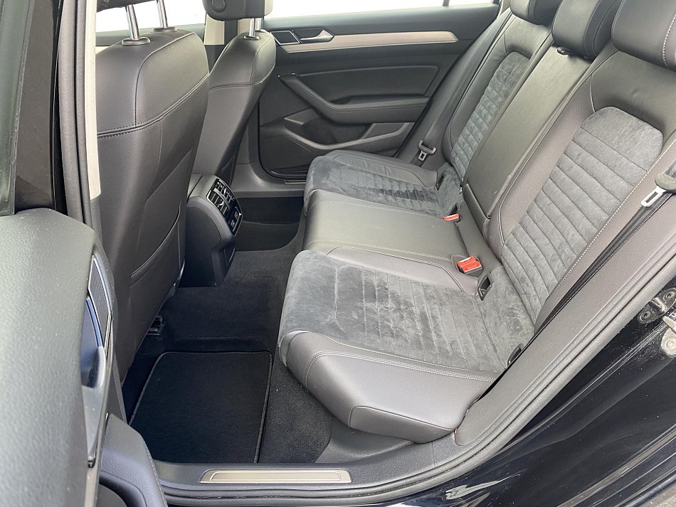 Volkswagen Passat 1.5 TSi Highline