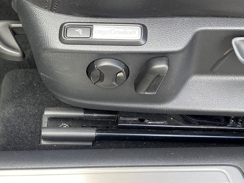 Volkswagen Passat 1.5 TSi Highline
