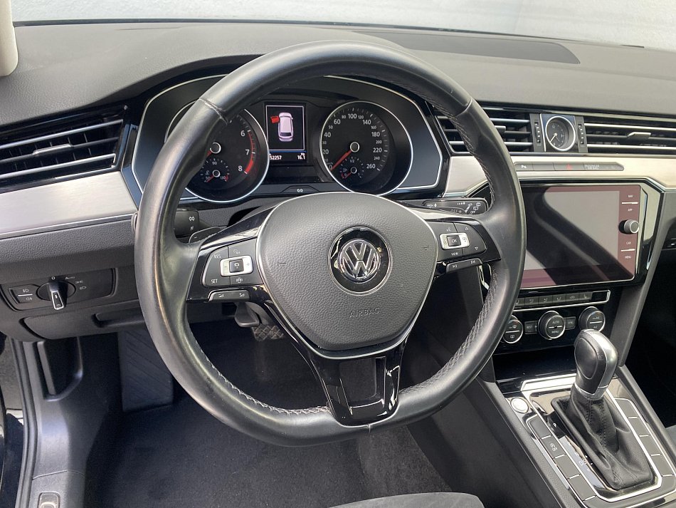 Volkswagen Passat 1.5 TSi Highline
