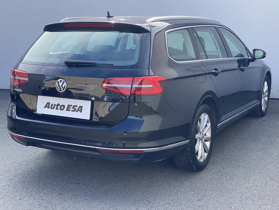 Volkswagen Passat 1.5 TSi Highline