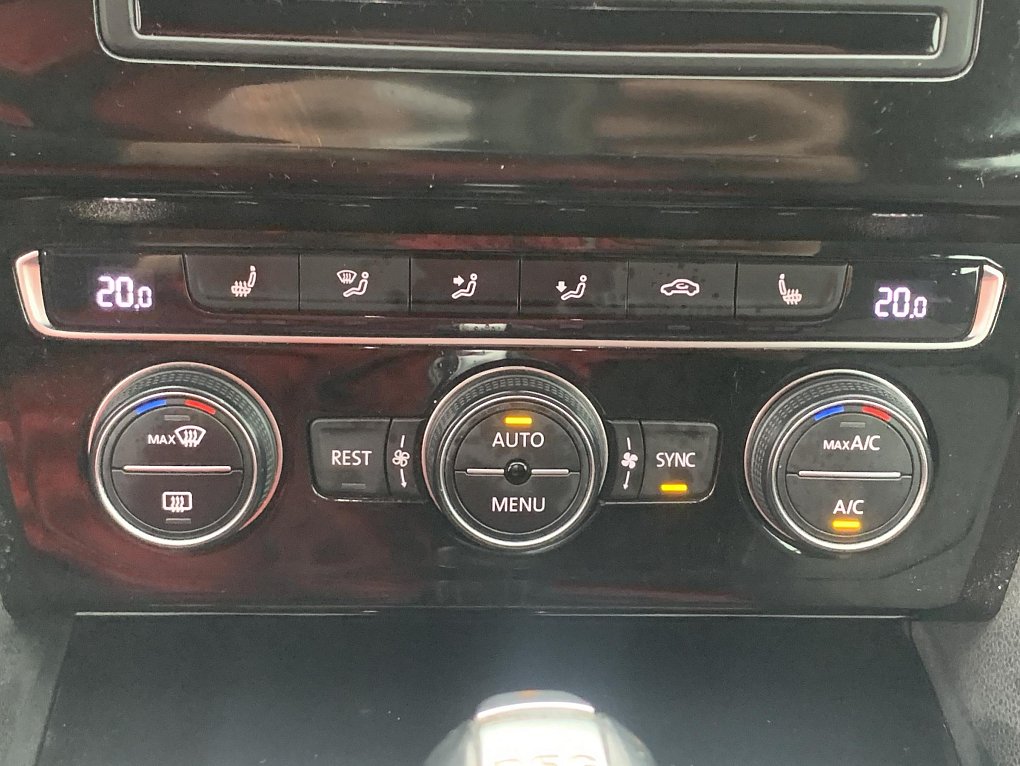 Volkswagen Passat 2.0 TDi R-Line