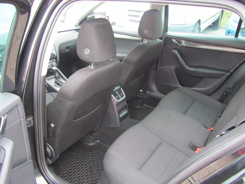 Škoda Octavia III 2.0 TDi Scout 4x4