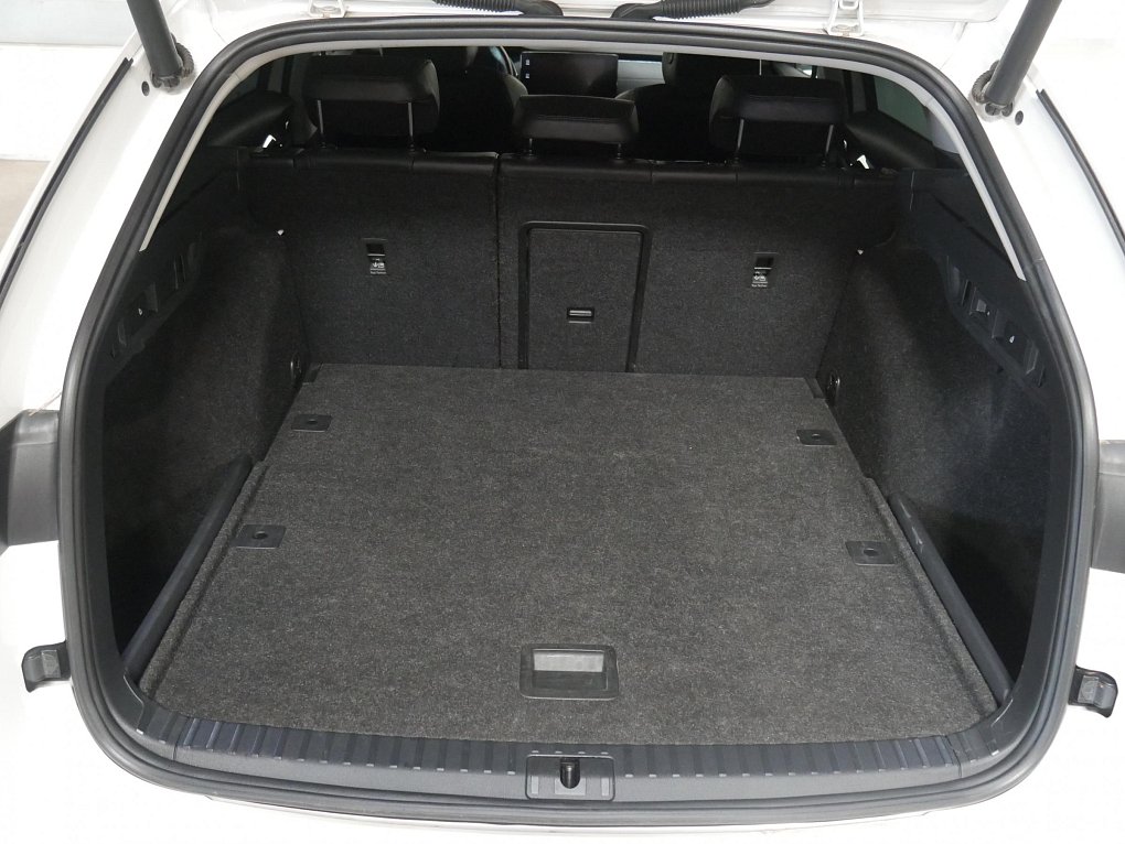 Škoda Octavia IV 2.0 TDi 