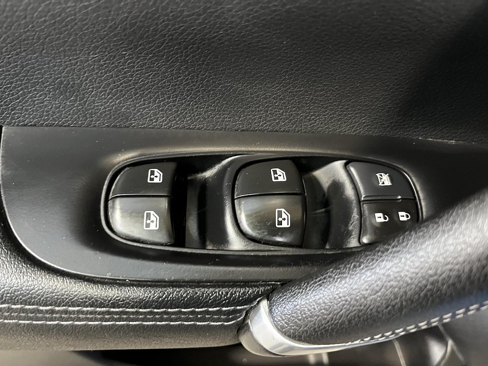 Nissan Qashqai 1.2 DiG-T Tekna