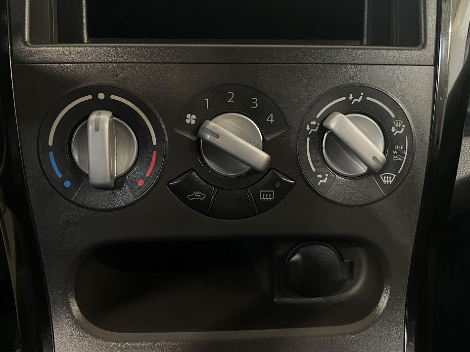 Suzuki Splash 1.0VVT 