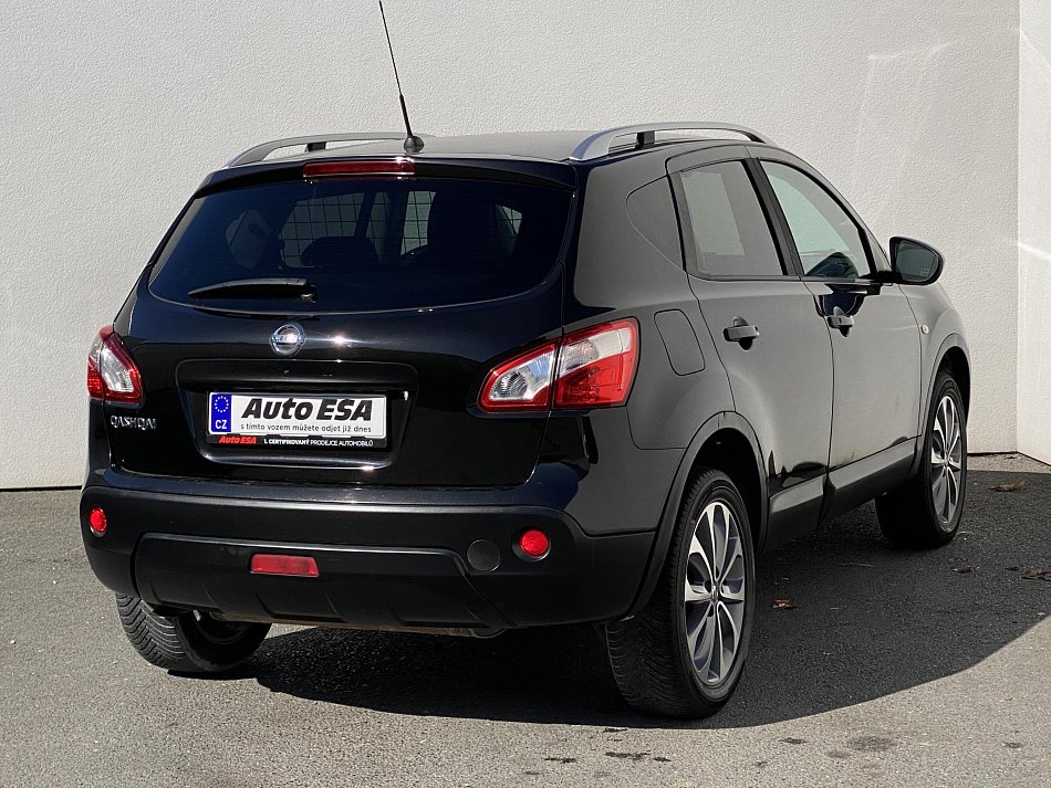 Nissan Qashqai 2.0 Tekna 2WD