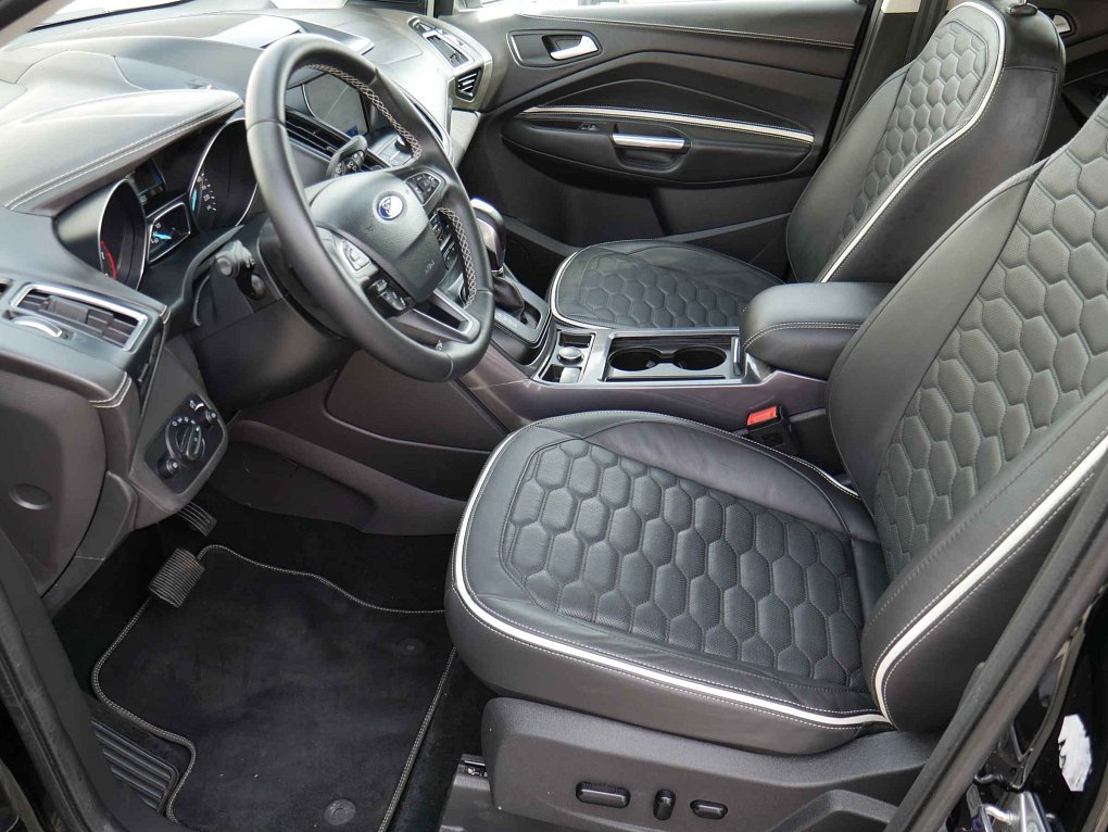 Ford Kuga 1.5 EB Vignale 4x4