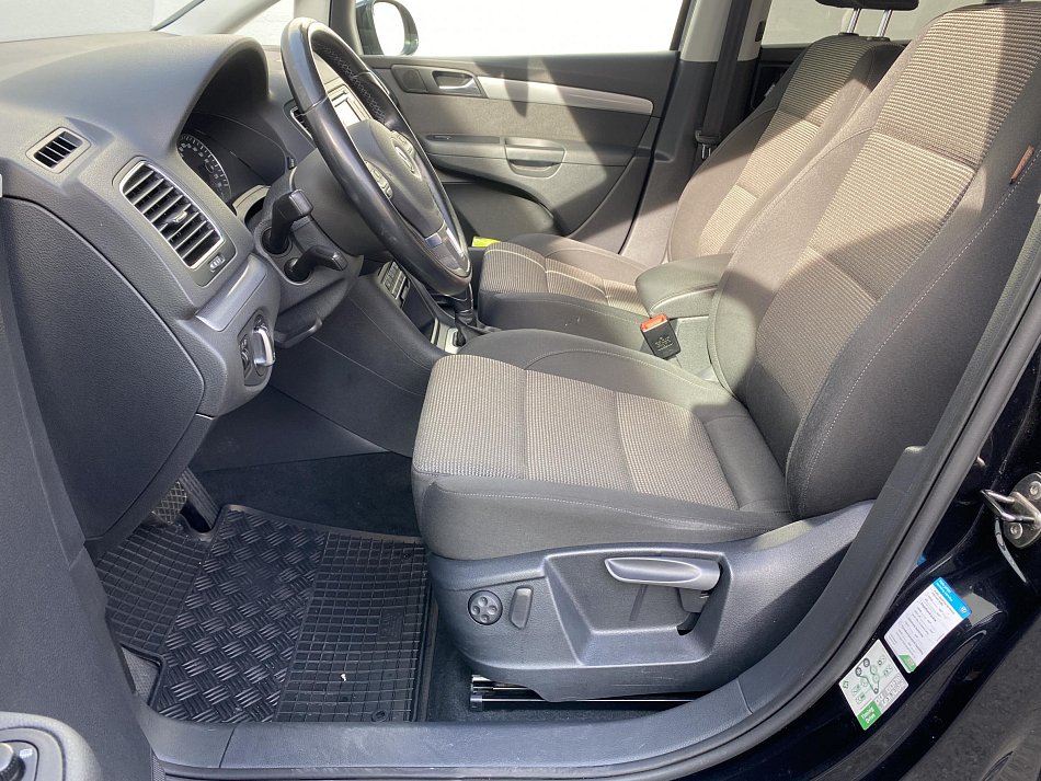 Volkswagen Sharan 2.0TDi 