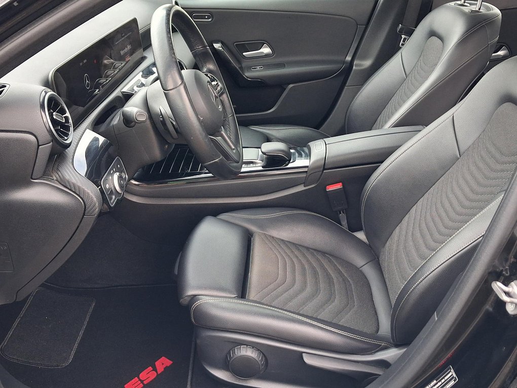 Mercedes-Benz Třída A 1.3L 