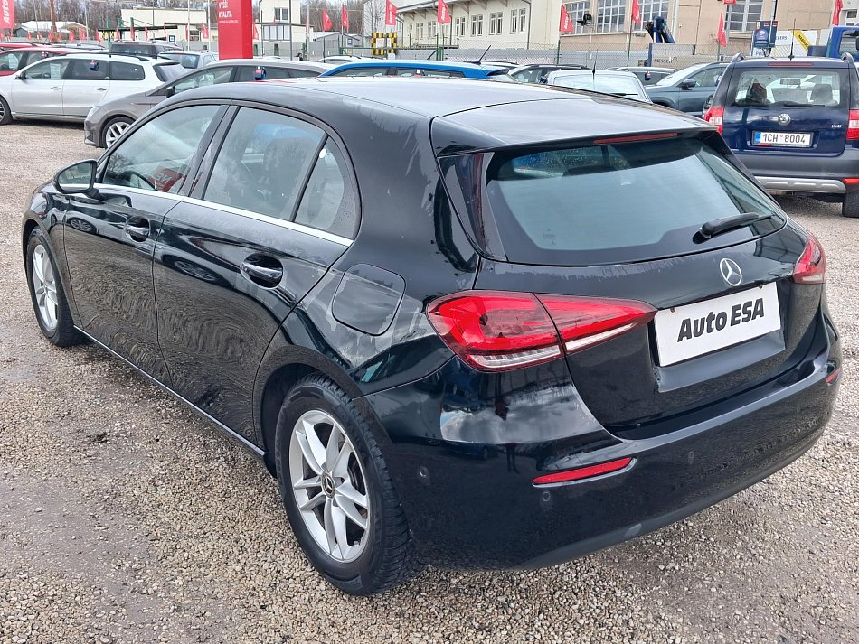 Mercedes-Benz Třída A 1.3L 