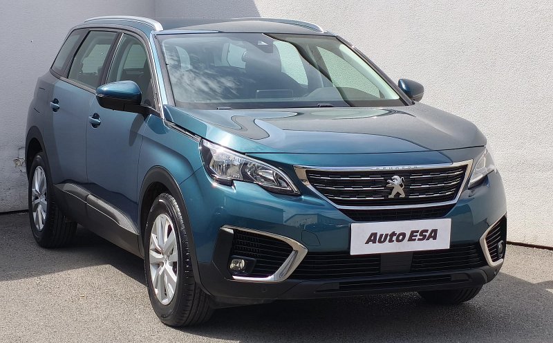 Peugeot 5008 1.2i 