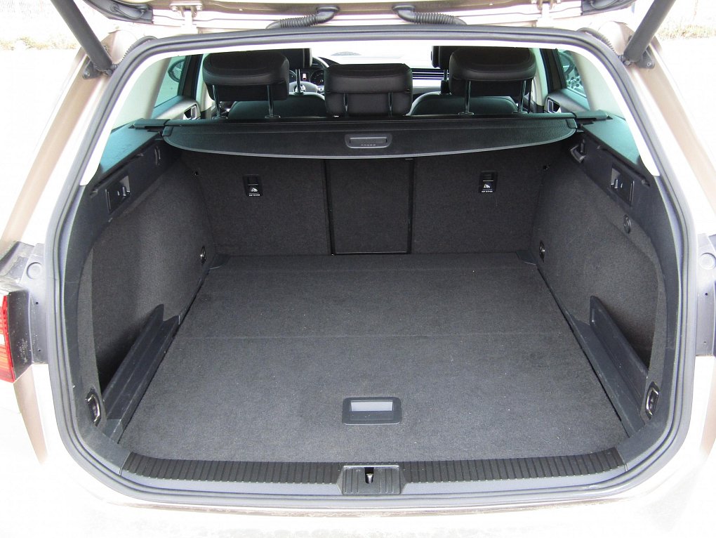 Volkswagen Passat 2.0 TDi Highline