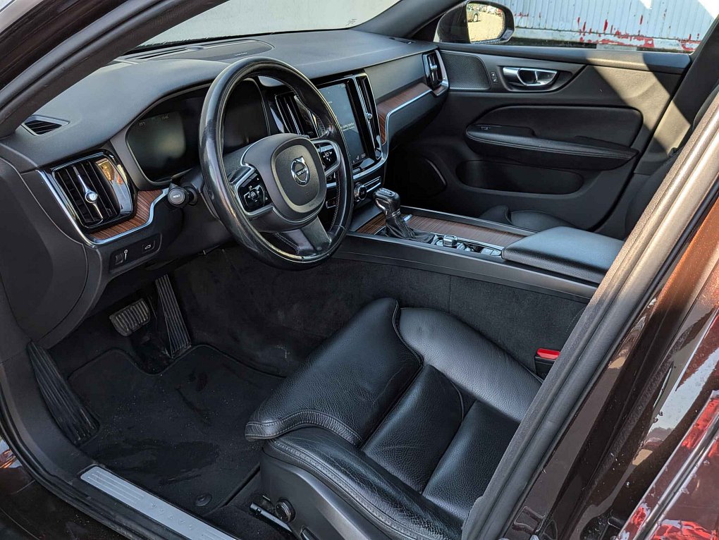 Volvo V60 2.0D Cross Country 4x4