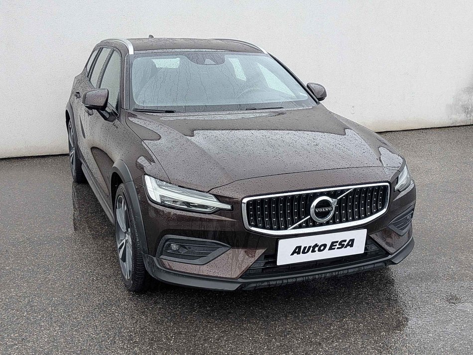 Volvo V60 2.0D Cross Country 4x4