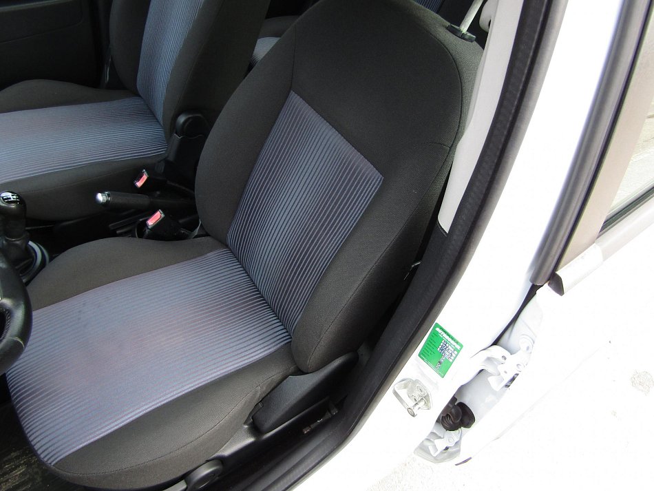 Ford Fusion 1.4i 