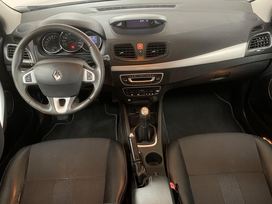 Renault Fluence 1.6i 
