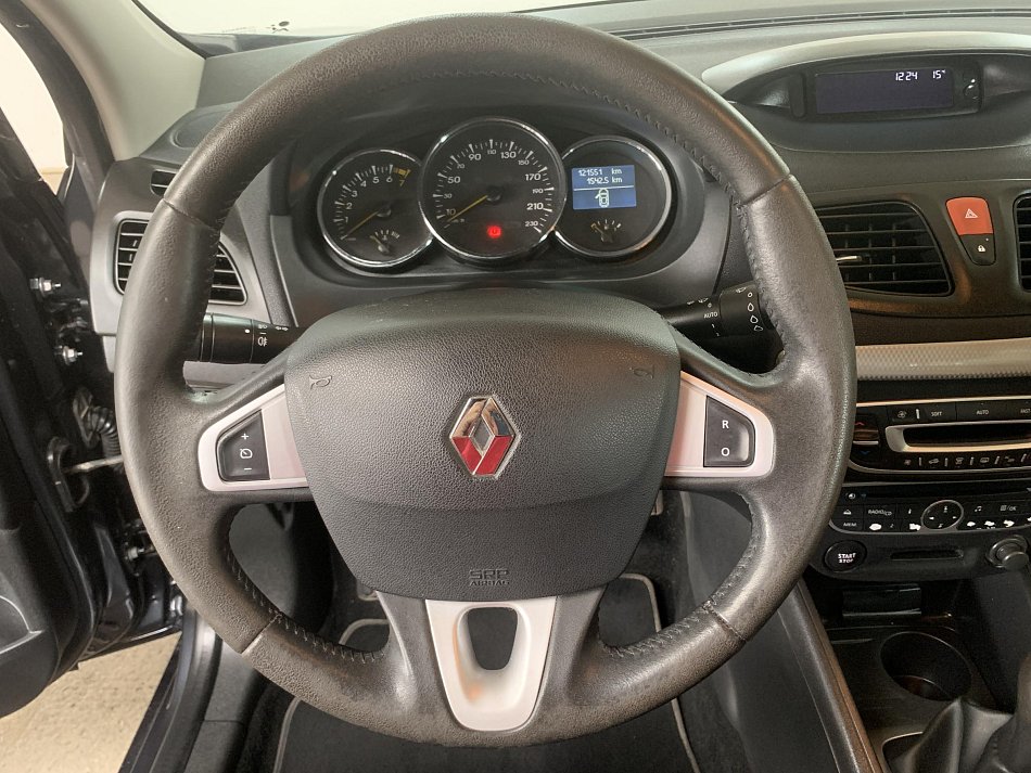 Renault Fluence 1.6i 