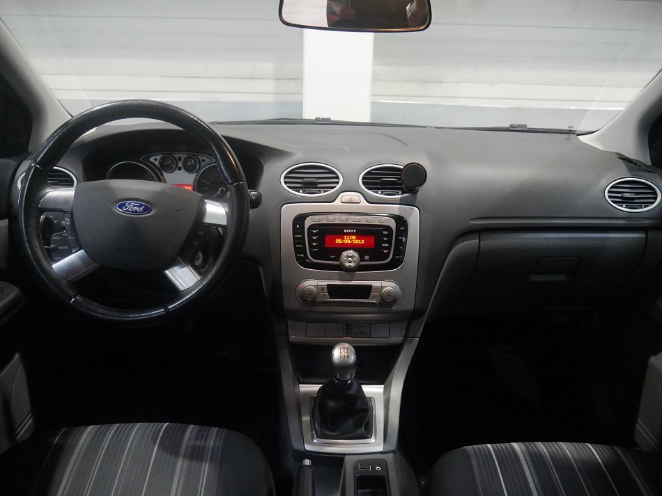 Ford Focus 1.6i 
