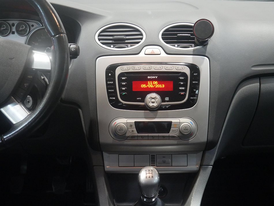 Ford Focus 1.6i 