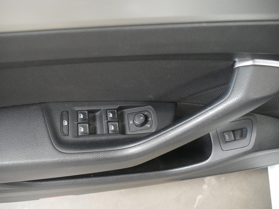 Volkswagen Passat 2.0TDi 