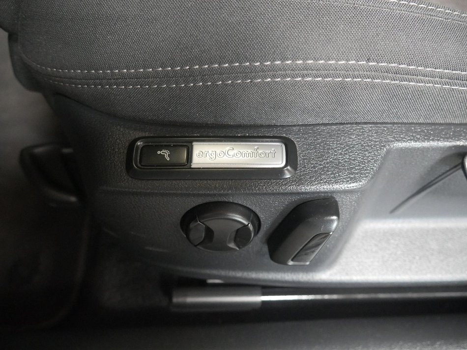 Volkswagen Passat 2.0TDi 