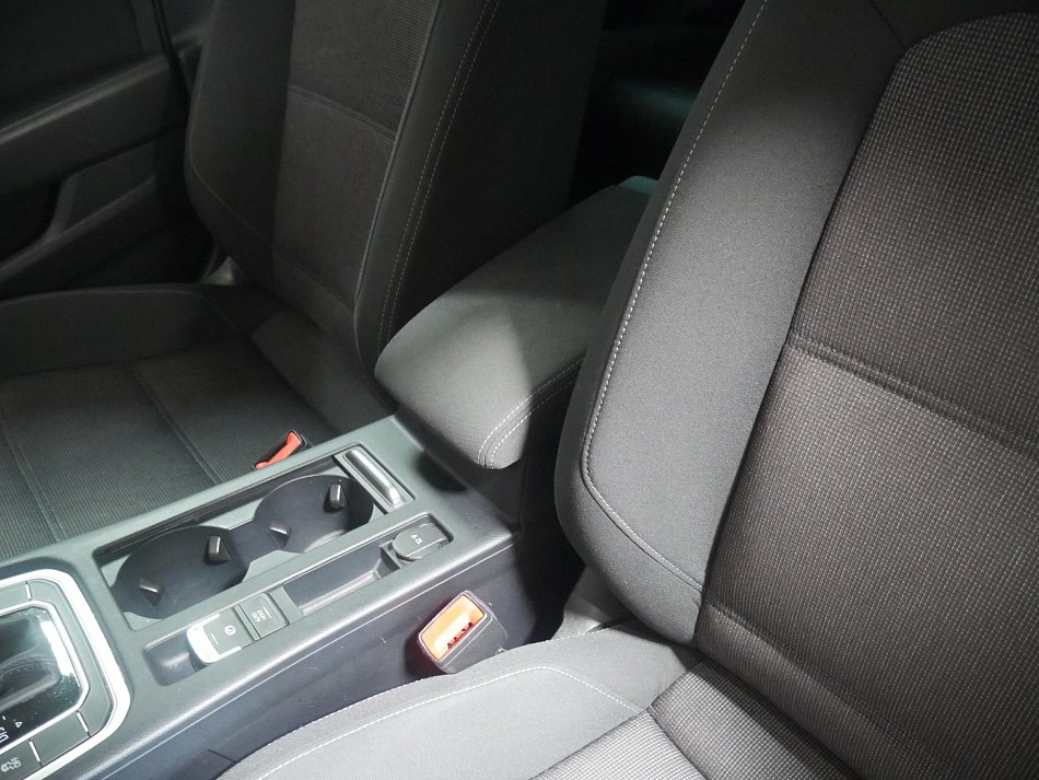 Volkswagen Passat 2.0TDi 