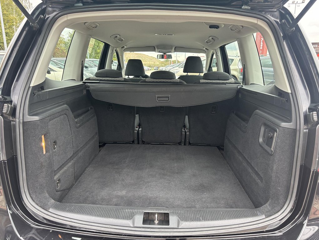 Volkswagen Sharan 2.0 TDi 