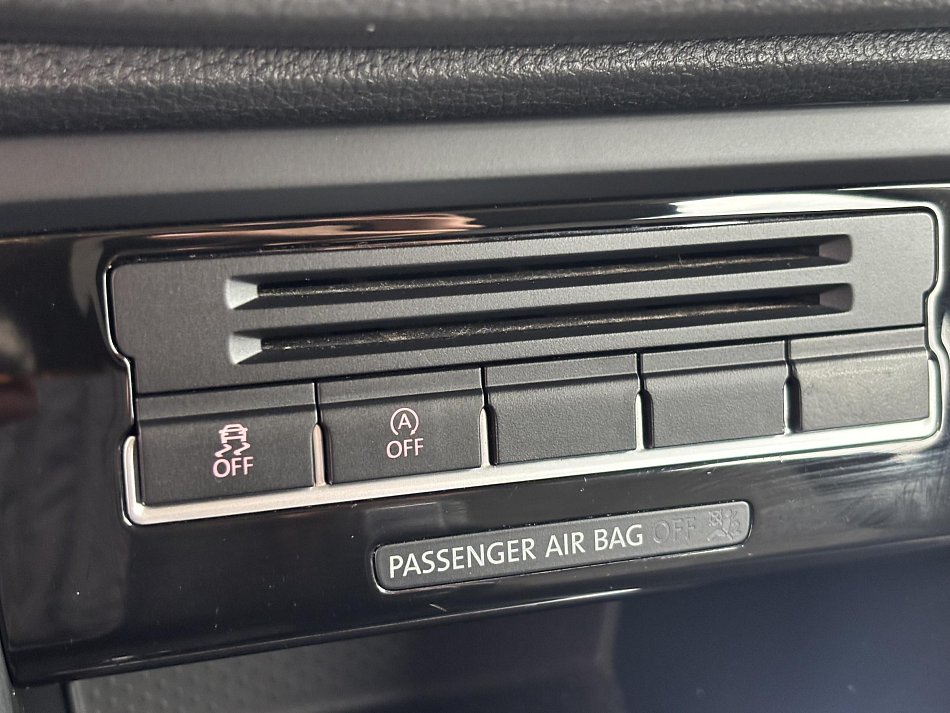 Volkswagen Sharan 2.0 TDi 