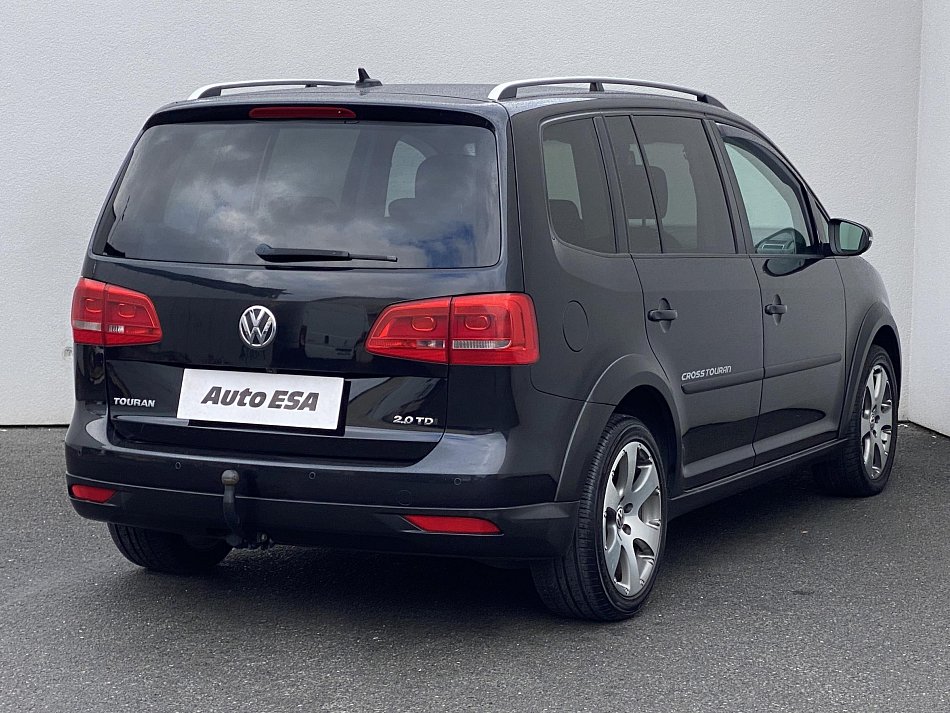 Volkswagen Touran 2.0 TDi CROSS