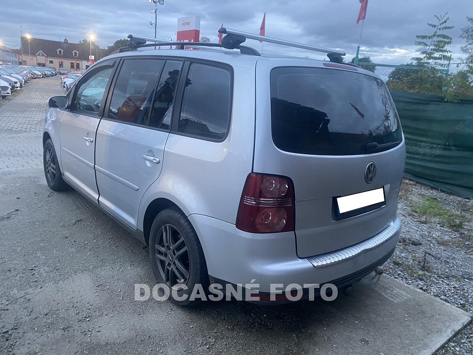 Volkswagen Touran 1.6i 