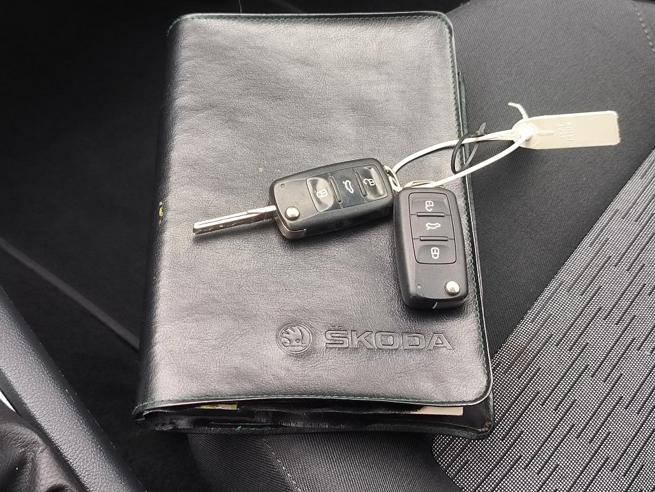 Škoda Octavia II 1.6 TDi Ambition