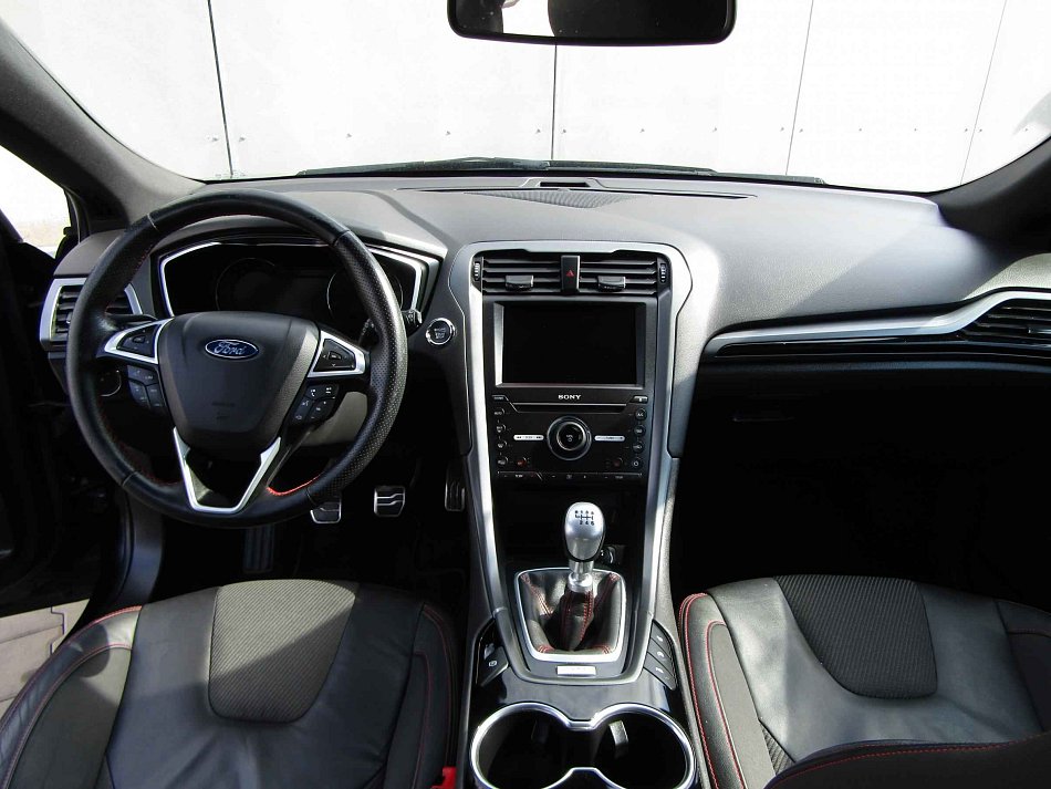Ford Mondeo 1.5 EB ST-Line