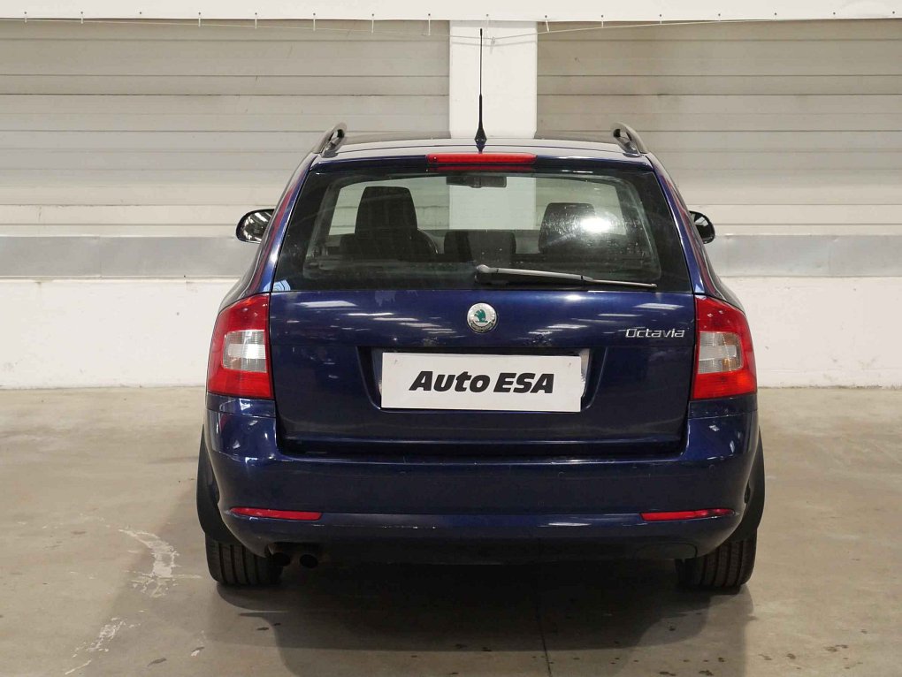 Škoda Octavia II 2.0 TDi Elegance