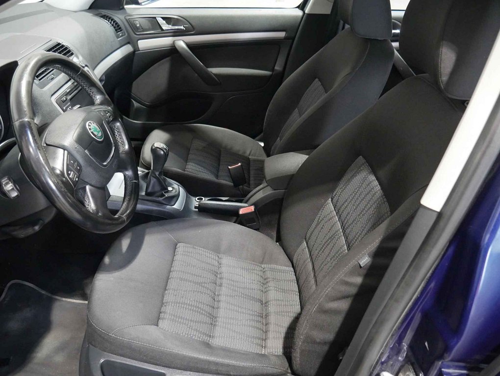 Škoda Octavia II 2.0 TDi Elegance