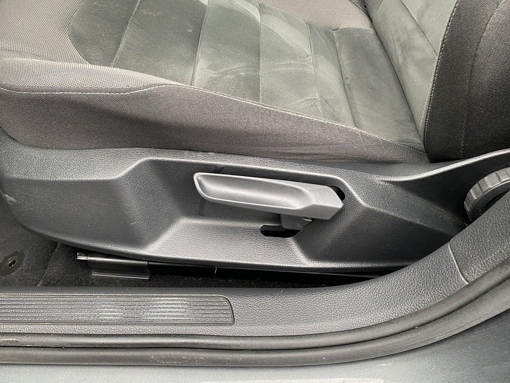 Volkswagen Golf 2.0 TDi Highline