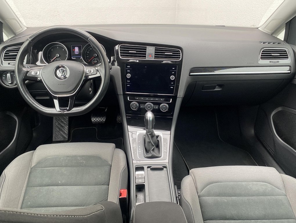 Volkswagen Golf 2.0 TDi Highline