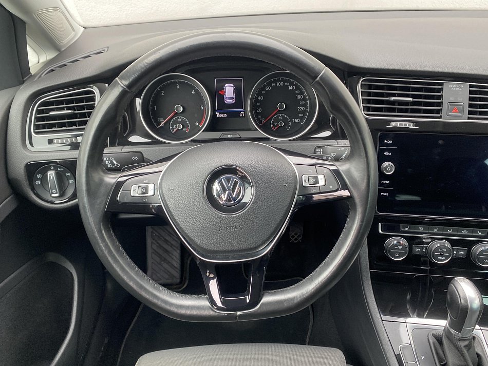 Volkswagen Golf 2.0 TDi Highline