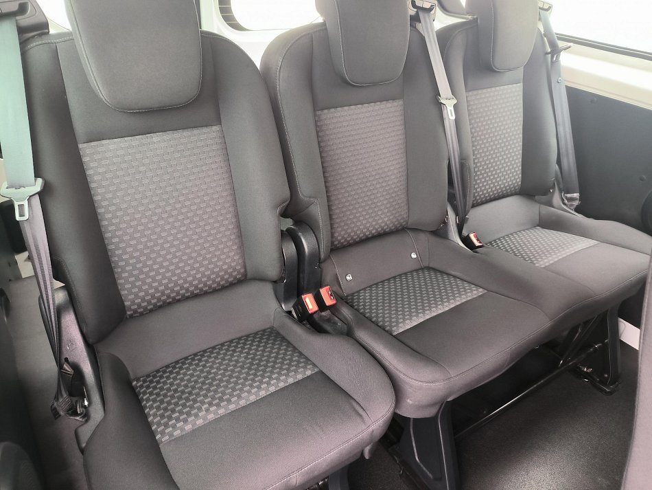 Ford Transit Custom 2.0TDCi Trend L2H1 9míst