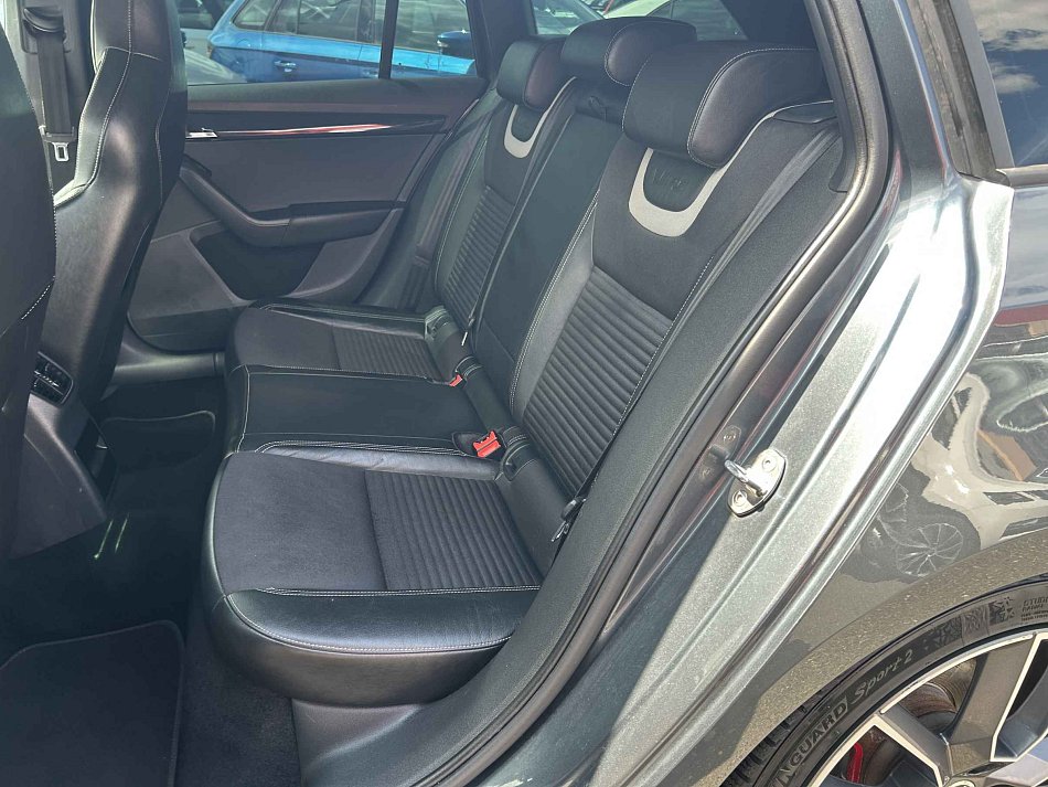 Škoda Octavia III 2.0 TDi RS