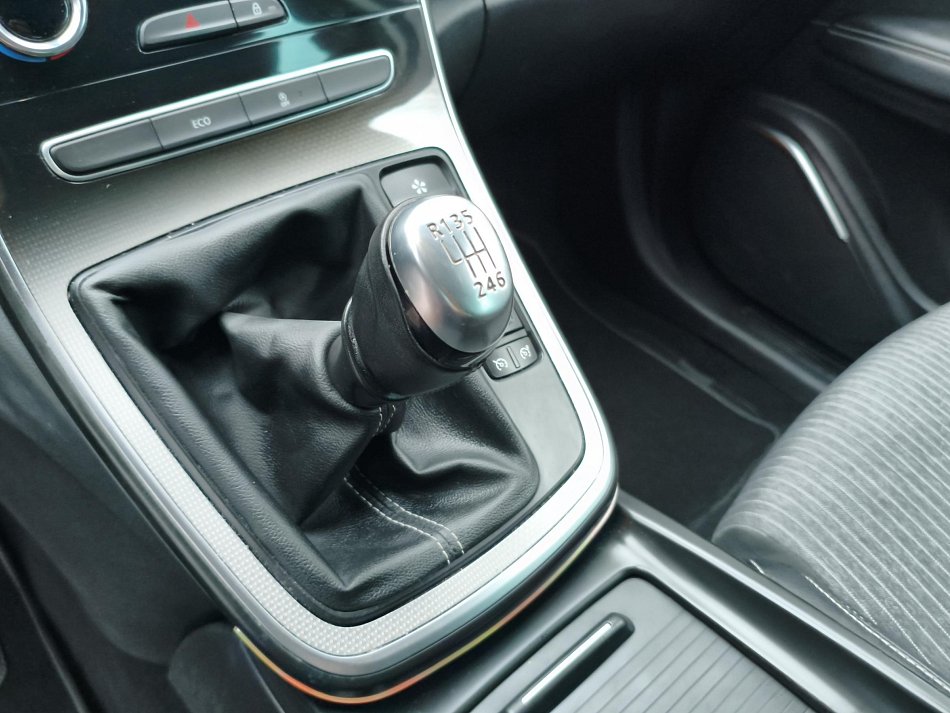 Renault Scénic 1.3 TCe Intense