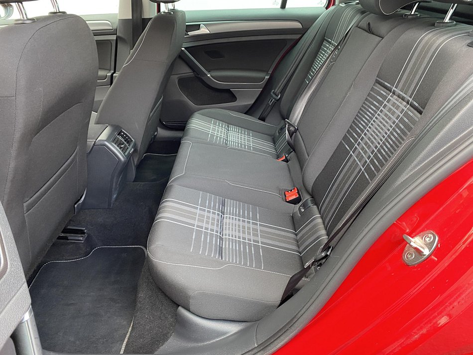 Volkswagen Golf 1.4 TSi Lounge