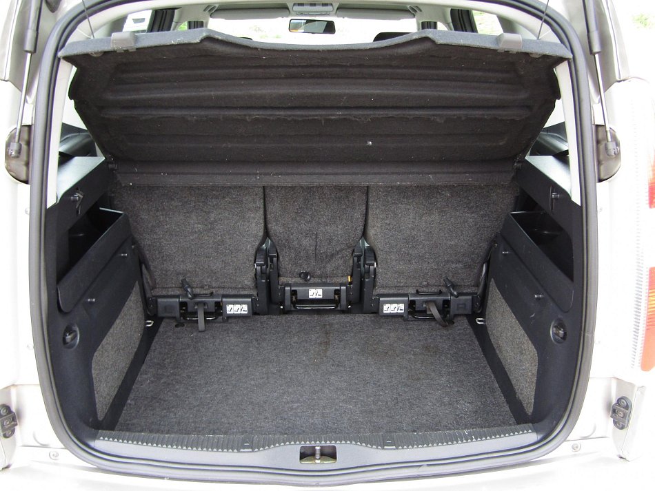 Škoda Roomster 1.2 HTP Style