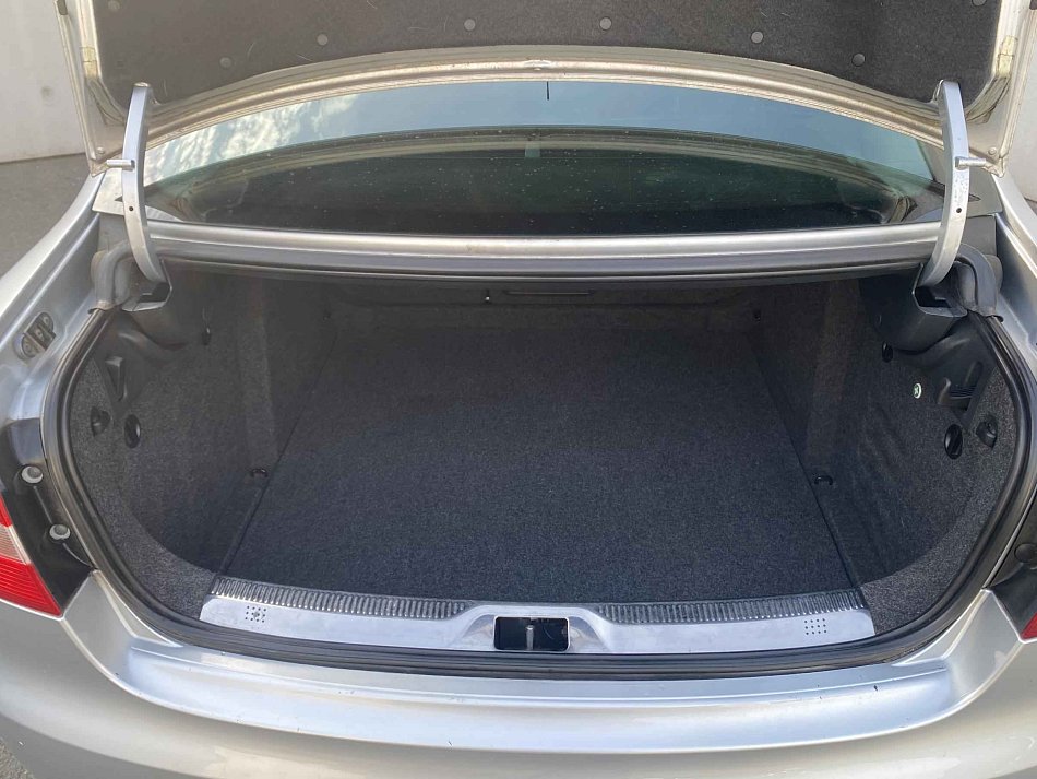 Škoda Superb 2.0TDi 