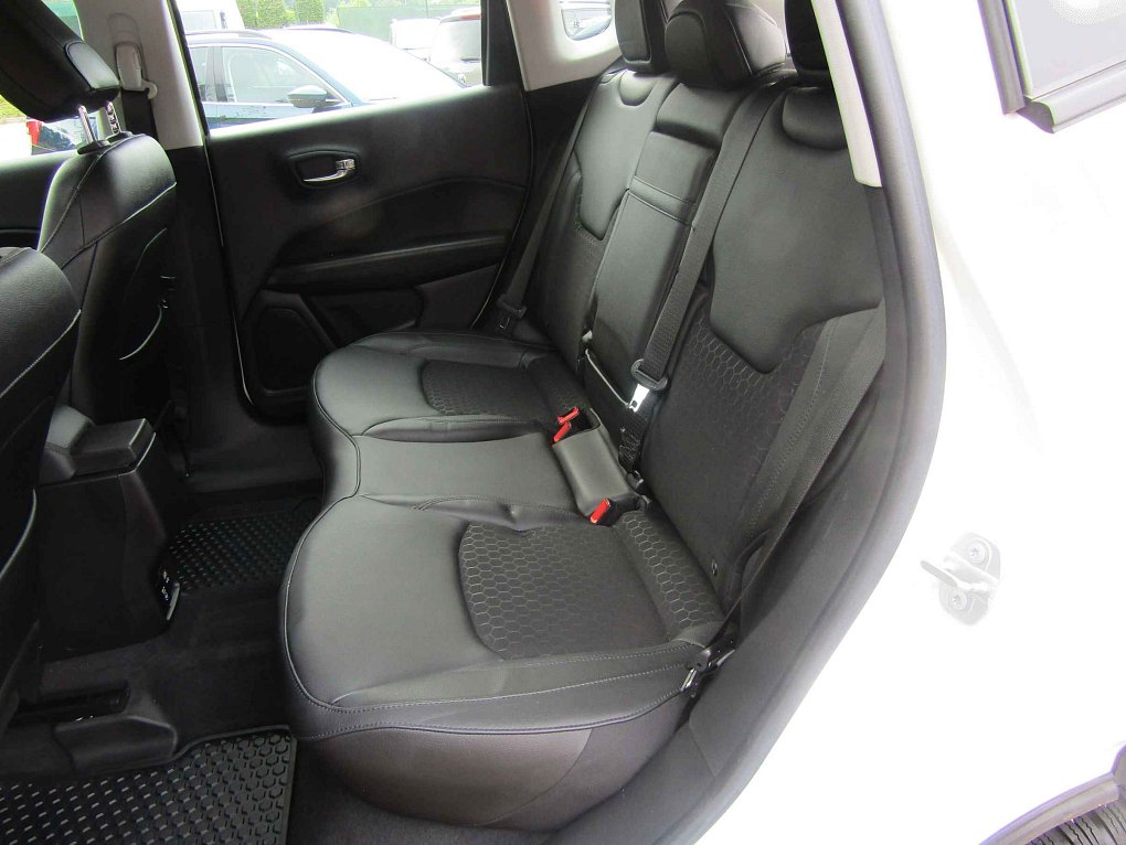 Jeep Compass 1.3 T-GDi NightEagle