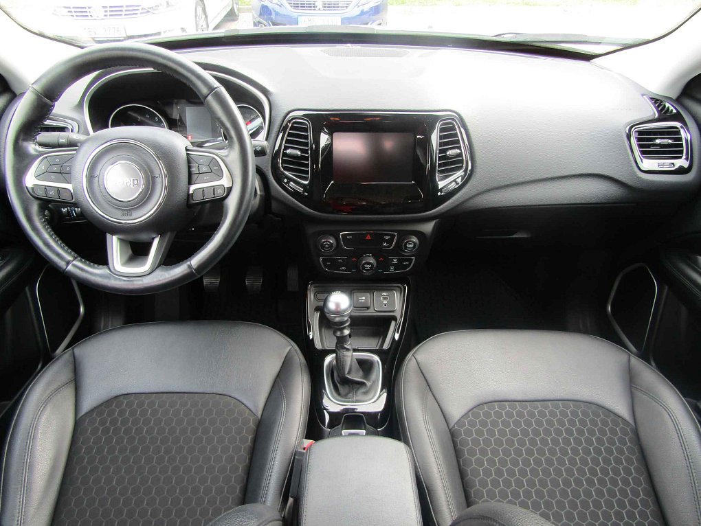 Jeep Compass 1.3 T-GDi NightEagle
