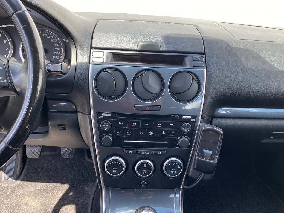 Mazda 6 2.0i 