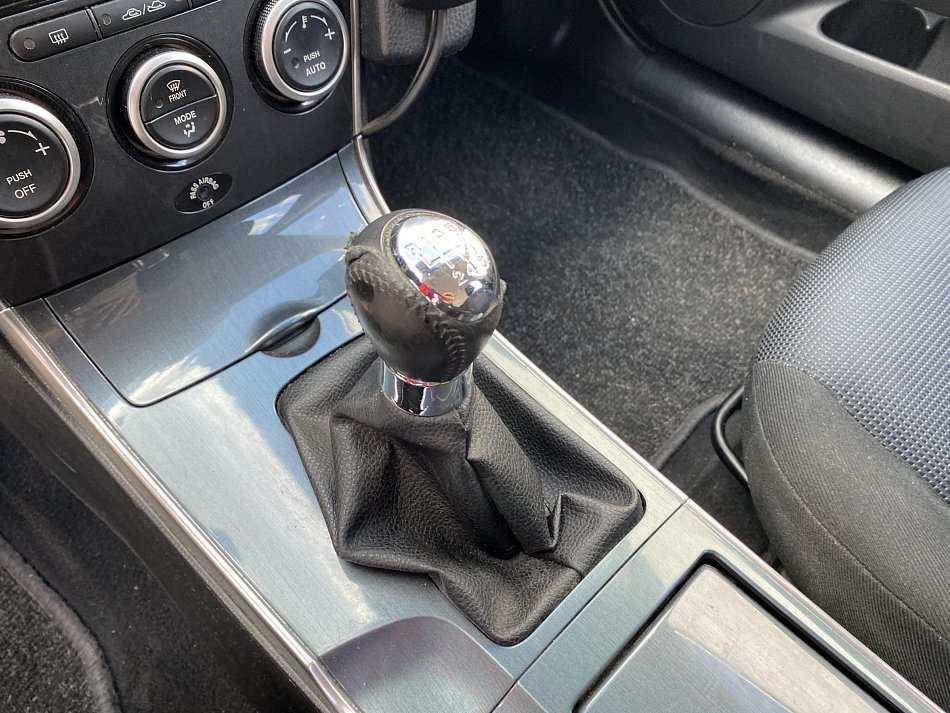 Mazda 6 2.0i 