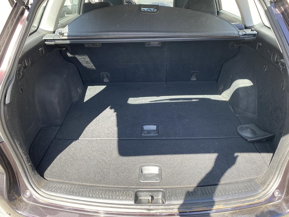 Mazda 6 2.0i 